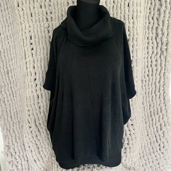 Banana Republic Factory Black Knit Poncho Size XS/S - Picture 8 of 15